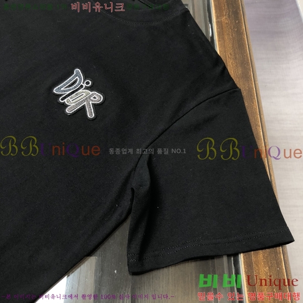    Ƽ D90772-4