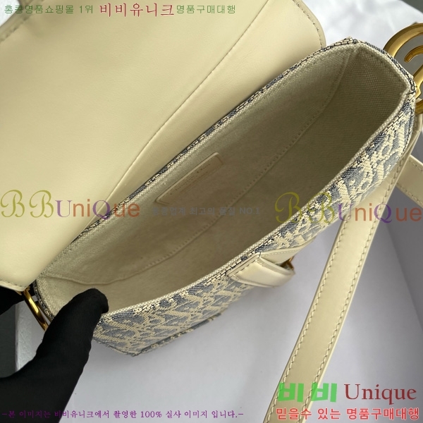 #  Ʈ Ʈ ̴ M0465-202