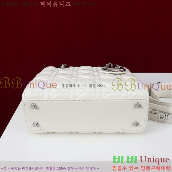 # NEW my abc ̵  24DM05385-814