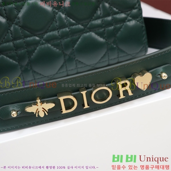 # NEW my abc ̵  24DM05385-819