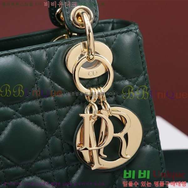 # NEW my abc ̵  24DM05385-819
