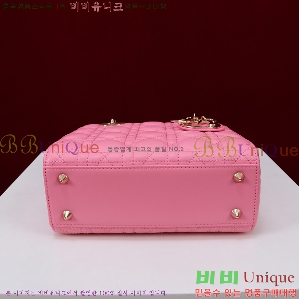 # NEW my abc ̵  24DM05385-820
