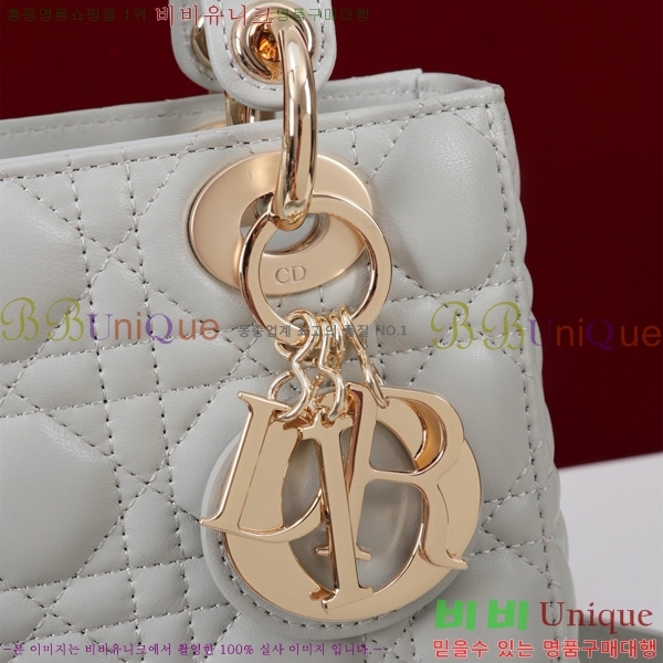 # NEW my abc ̵  24DM05385-831