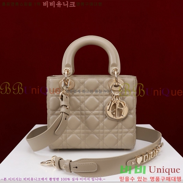 # NEW my abc ̵  24DM05385-832