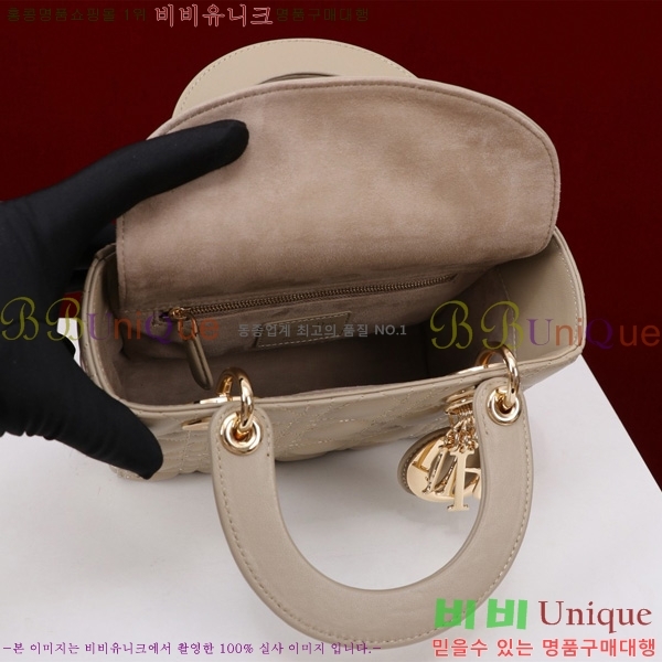 # NEW my abc ̵  24DM05385-832