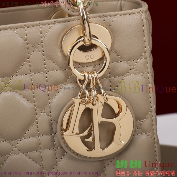 # NEW my abc ̵  24DM05385-832