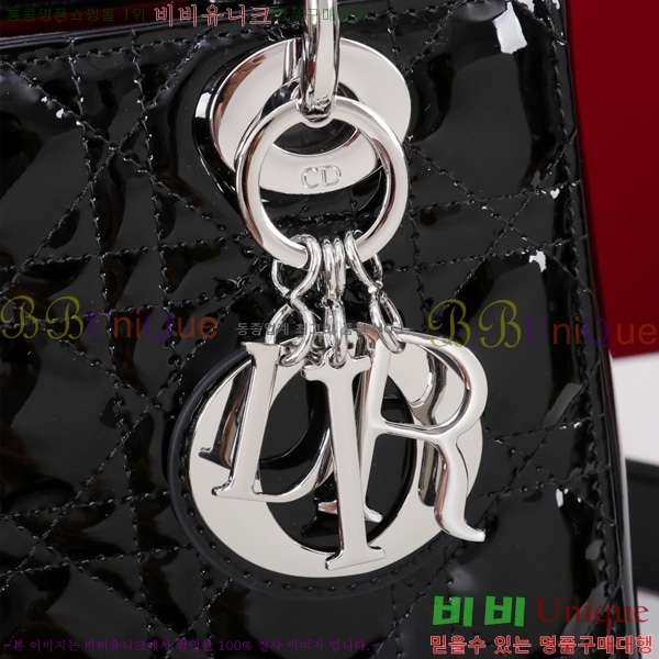 # NEW my abc ̵  24DM05385-204