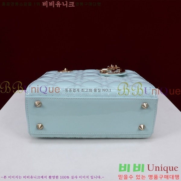 # NEW my abc ̵  24DM05385-207