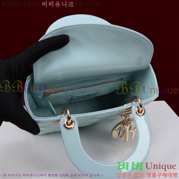 # NEW my abc ̵  24DM05385-207