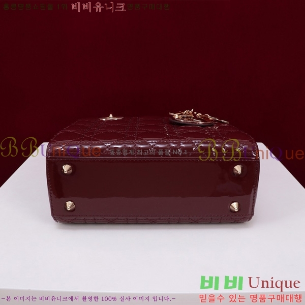 # NEW my abc ̵  24DM05385-210