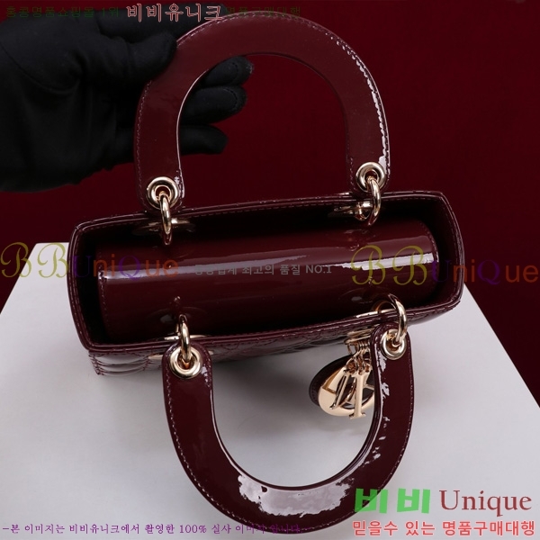 # NEW my abc ̵  24DM05385-210