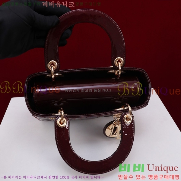 # NEW my abc ̵  24DM05385-211