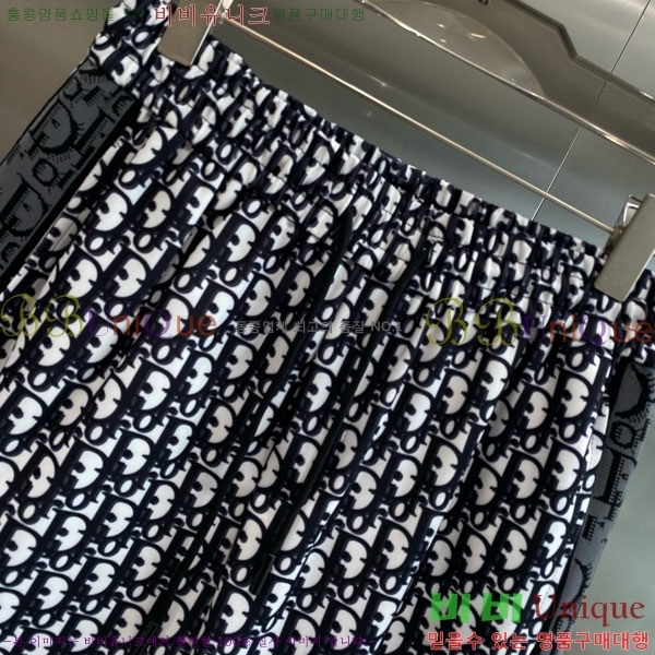   ݹ D2541724