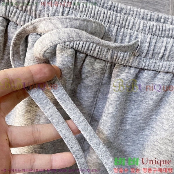   ݹ G2863687-1