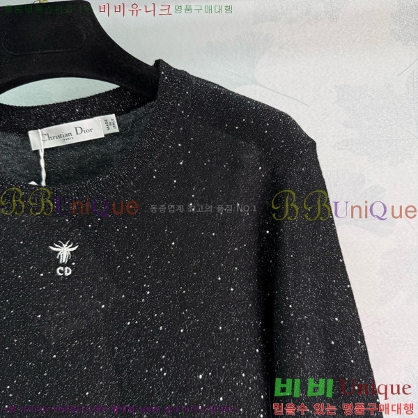   Ƽ DOI2110266-1