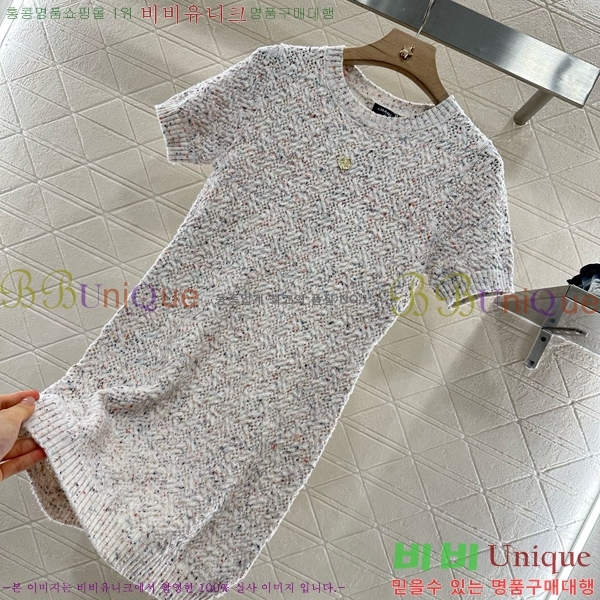  * ǽ CH411550-16