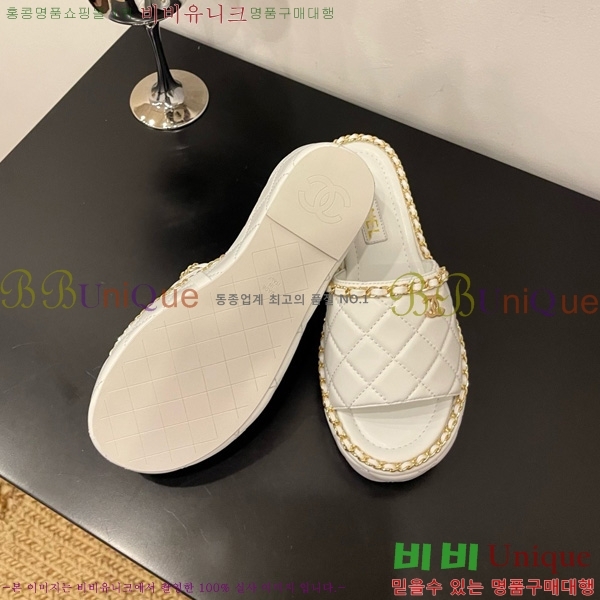 *   31CH825579-2