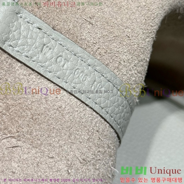 #޽ ź 22 HE245113-104