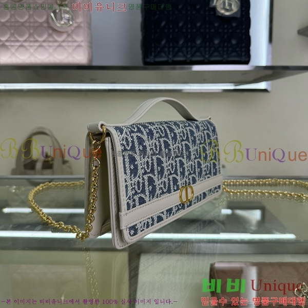 # 30  Cigale ü Ŀġ S4302-101