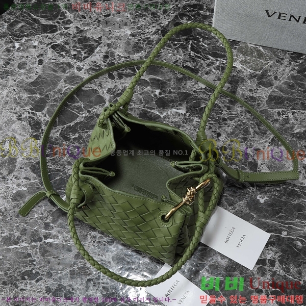 ���װ�����Ÿ �ȵ�Ƹ� �Ķ�Ʈ 796569-2010