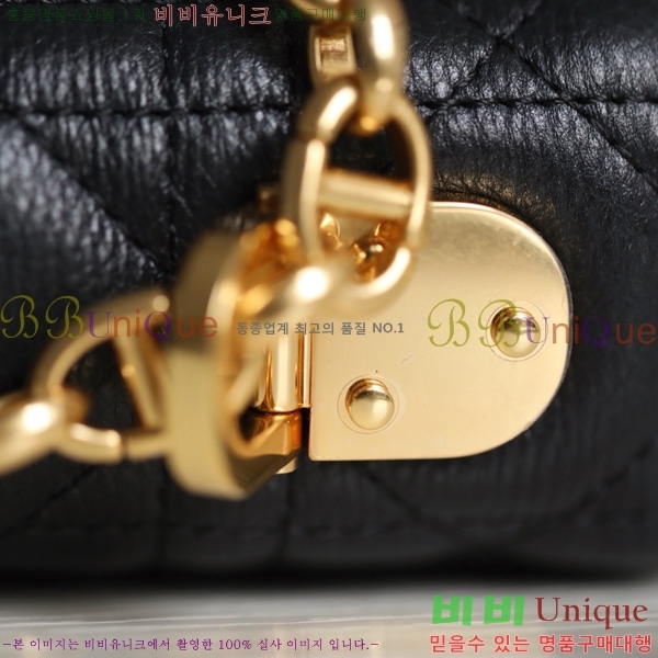 # ̴ īι M122500-2