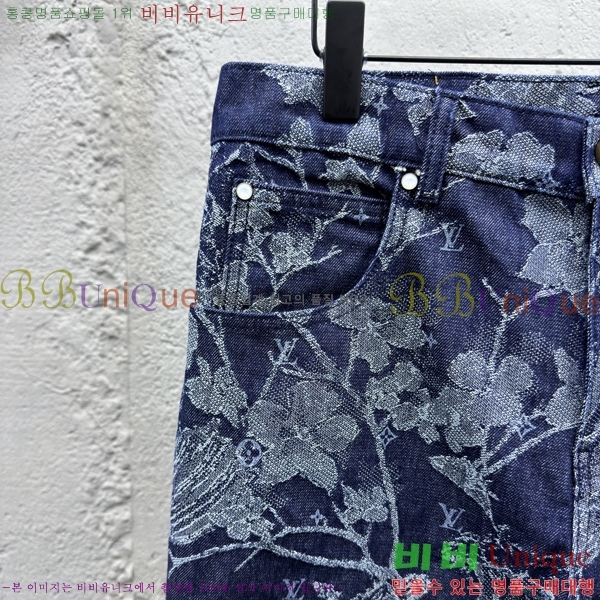  ̺    24L2562122-1