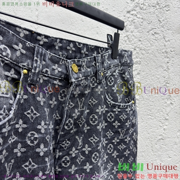  ̺   24L256211-2