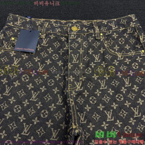 ̺   24L256211-1