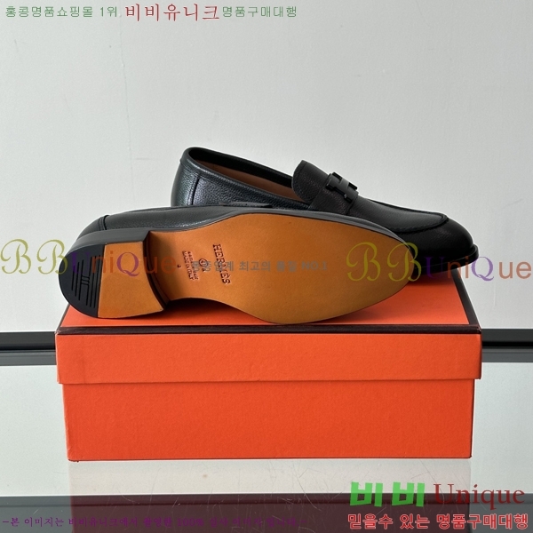 ޽  HT52131-9