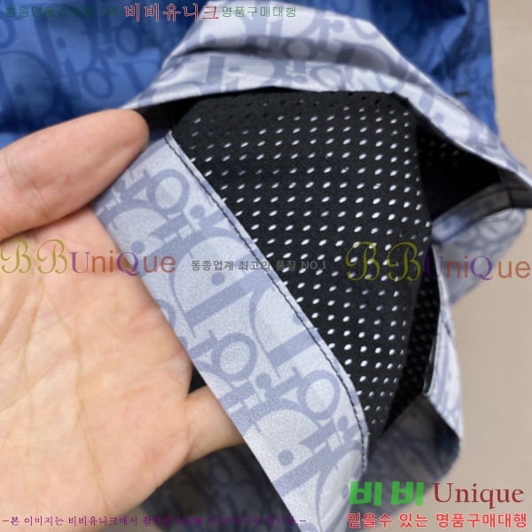   ݹ D2541232