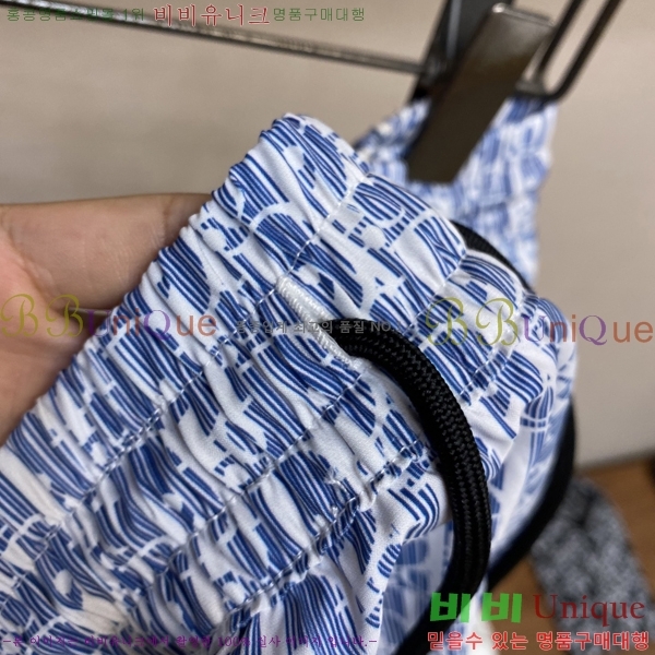   ݹ D2541233-2