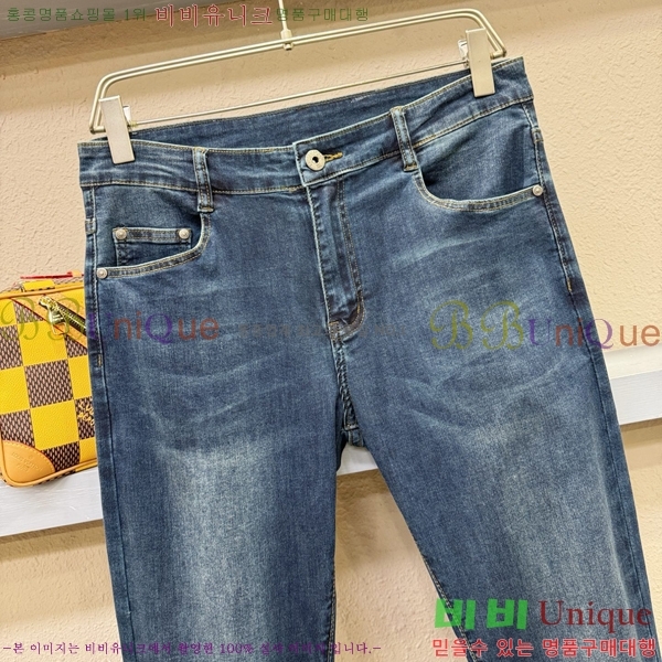  ˸ û A74695