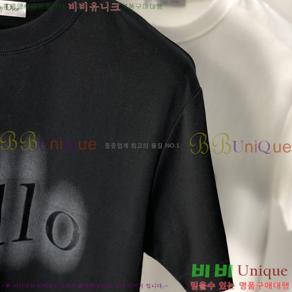    Ƽ D90768-2
