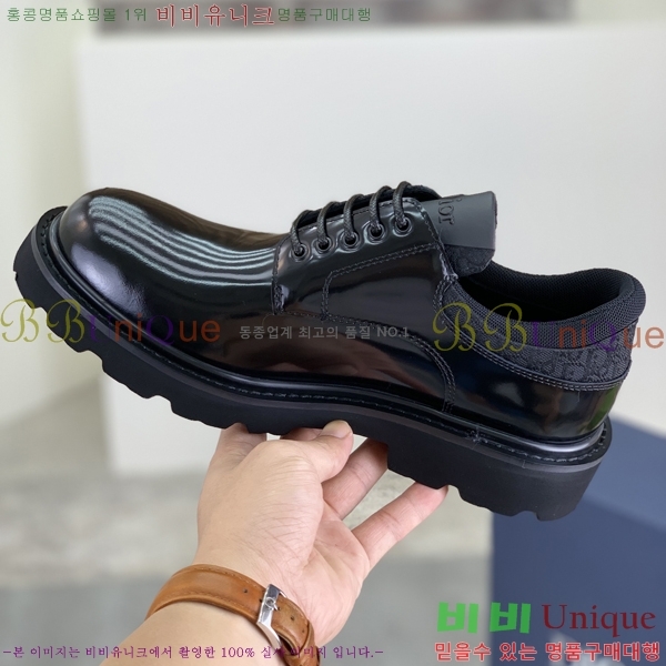    DR8060776-19