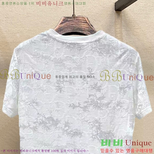    Ƽ D90781