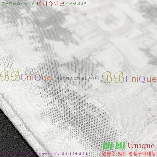    Ƽ D90781