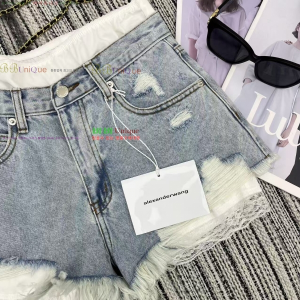  ˷  18AW256210-2