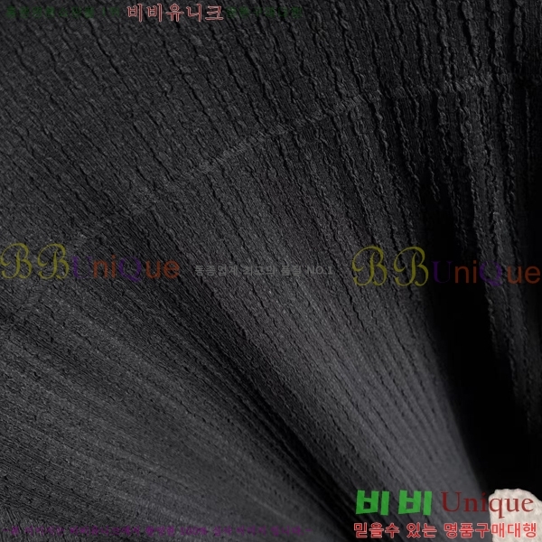  ̺  L2556773-3