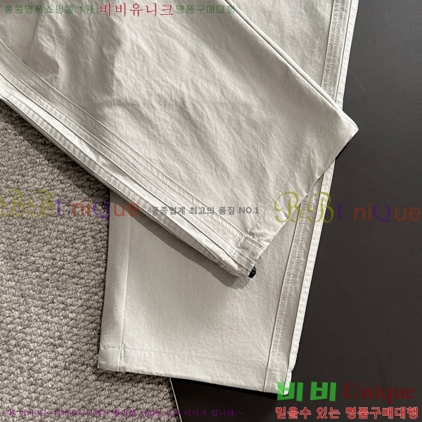    D4236356-1