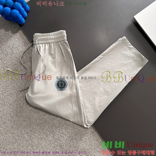    D4236356-1