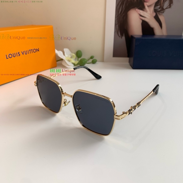 ̺ ۶  9LV256119-1