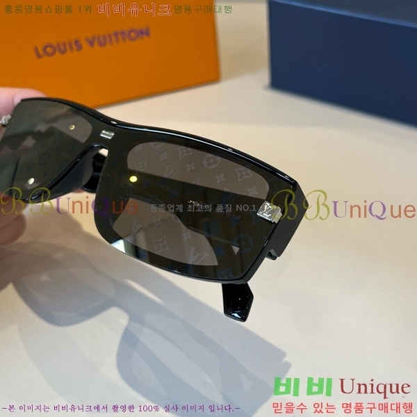 ̺ ۶  9LV2561121-5
