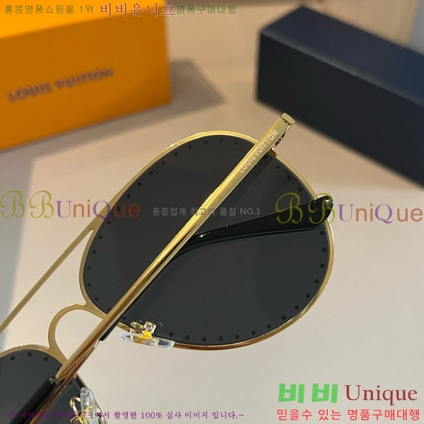 ̺ ۶  9LV256119-8