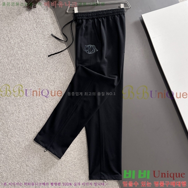    D4236357-3