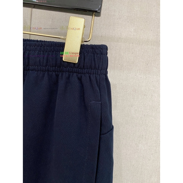    ݹ Ʈ 30DR256178-1