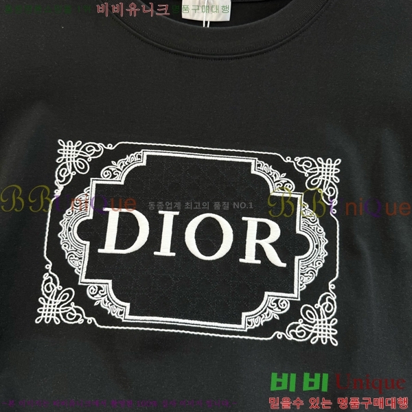    Ƽ D907868-1