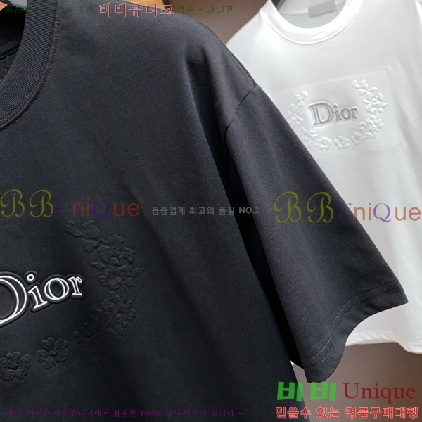    Ƽ D864729-1