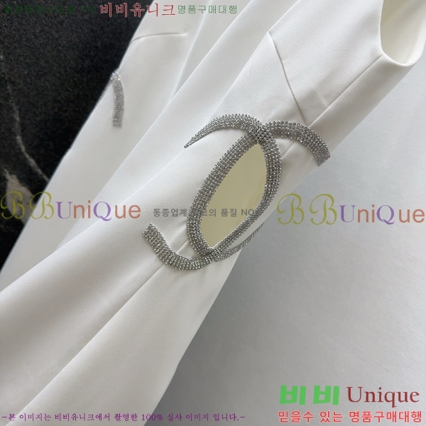  * ǽ CH1120677-7