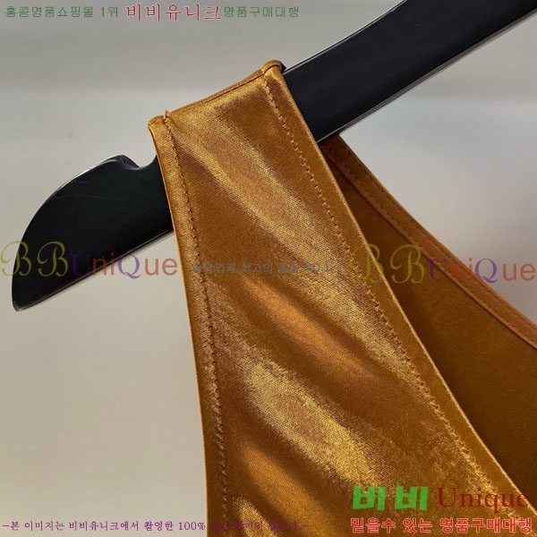   ǽ M4X1112053-6