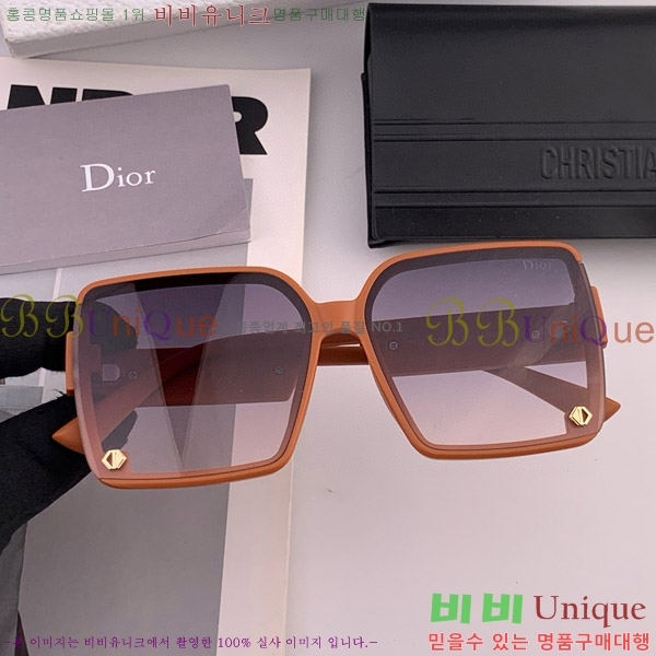  ۶ D108021